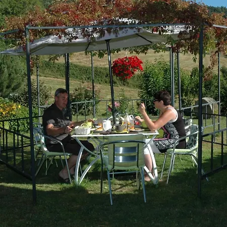 D'hotes La Hulotte 69 Bed & Breakfast *